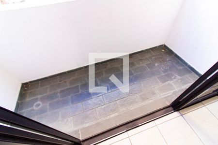 Varanda de apartamento para alugar com 2 quartos, 72m² em Vila Ipojuca, São Paulo