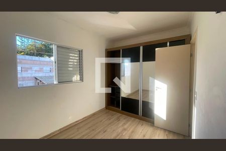 Quarto 1 de casa de condomínio para alugar com 2 quartos, 64m² em Aguassai, Cotia