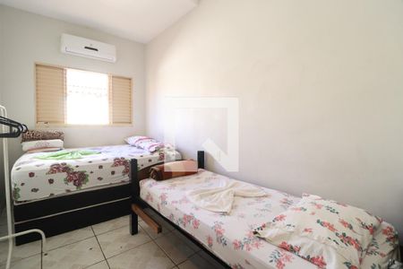 Casa para alugar com 2 quartos, 60m² em Santa Mônica, Uberlândia