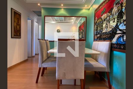 Sala de apartamento à venda com 3 quartos, 65m² em Continental, Osasco