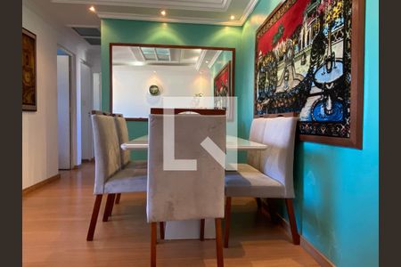 Sala de apartamento à venda com 3 quartos, 65m² em Continental, Osasco