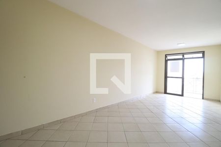 Sala de apartamento para alugar com 3 quartos, 110m² em Centro, Uberlândia