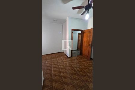 Casa à venda com 4 quartos, 300m² em Vila Lucia, São Paulo