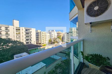 Apartamento para alugar com 2 quartos, 65m² em Tortuga, Guarujá