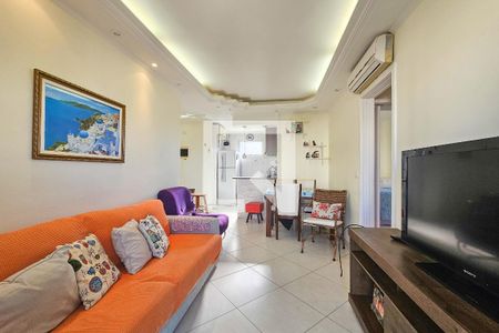 Apartamento para alugar com 2 quartos, 65m² em Tortuga, Guarujá