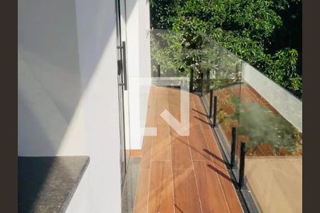 Casa à venda com 3 quartos, 411m² em Jardim da Serra, Jundiaí