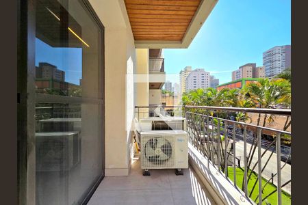Varanda de apartamento à venda com 3 quartos, 130m² em Moema, São Paulo