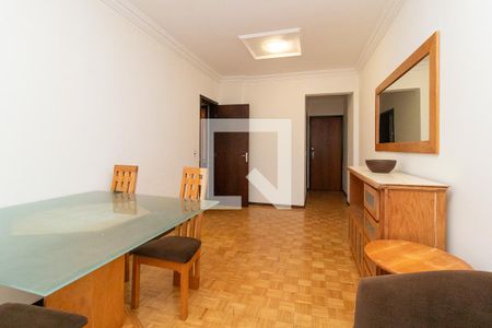 Apartamento à venda com 2 quartos, 61m² em Cristo Rei, Curitiba