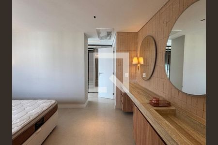 Suíte de apartamento para alugar com 1 quarto, 79m² em Vila Clementino, São Paulo