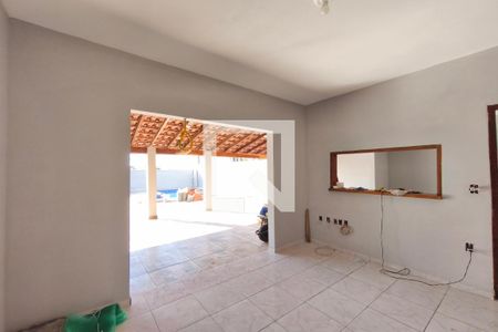 Sala de Jantar de casa para alugar com 2 quartos, 110m² em Jardim Santa Rosa, Campinas