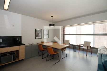 Sala e Cozinha de apartamento para alugar com 1 quarto, 82m² em Jardim Paulista, São Paulo