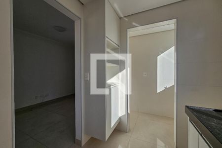 Apartamento para alugar com 2 quartos, 60m² em Sagrada Família, Belo Horizonte