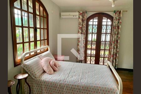 Casa à venda com 5 quartos, 440m² em São Francisco, Niterói