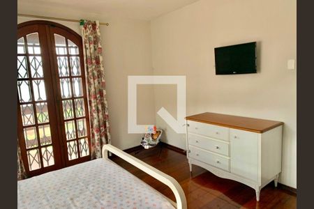 Casa à venda com 5 quartos, 440m² em São Francisco, Niterói