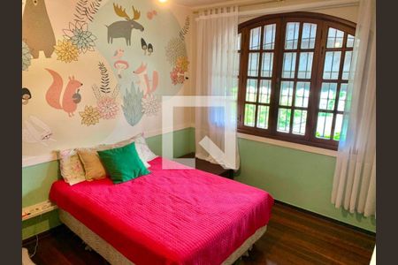 Casa à venda com 5 quartos, 440m² em São Francisco, Niterói