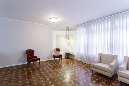 Sala de casa à venda com 4 quartos, 350m² em Jardim Luzitania, São Paulo