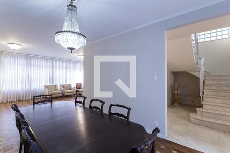 Sala de casa à venda com 4 quartos, 350m² em Jardim Luzitania, São Paulo