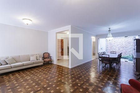 Sala de casa à venda com 4 quartos, 350m² em Jardim Luzitania, São Paulo