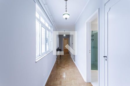 Corredor de casa à venda com 4 quartos, 350m² em Jardim Luzitania, São Paulo
