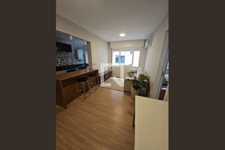 Sala/Cozinha de apartamento para alugar com 1 quarto, 40m² em Centro Histórico, Porto Alegre