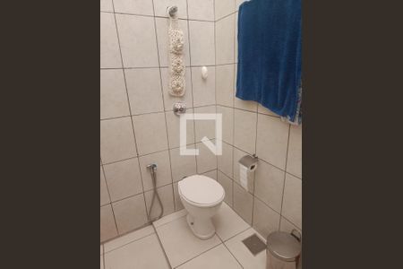 Banheiro de casa de condomínio à venda com 2 quartos, 70m² em Nossa Senhora da Conceição, Contagem