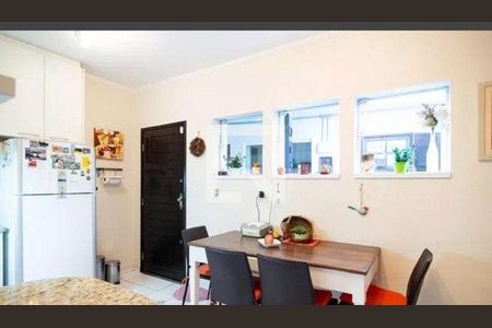 Casa à venda com 3 quartos, 200m² em Jardim Consorcio, São Paulo