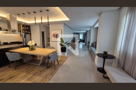 Apartamento à venda com 3 quartos, 117m² em Vila Bastos, Santo André