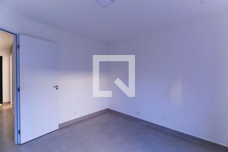 Quarto 1 de apartamento para alugar com 2 quartos, 53m² em Vila Canero, São Paulo
