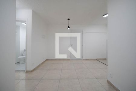Sala/Cozinha de apartamento para alugar com 2 quartos, 38m² em Cidade Antônio Estêvão de Carvalho, São Paulo