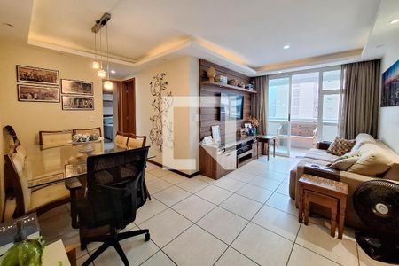 Sala de apartamento à venda com 2 quartos, 80m² em Icaraí, Niterói