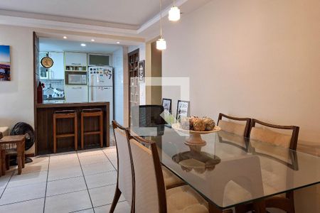 Sala de apartamento à venda com 2 quartos, 80m² em Icaraí, Niterói