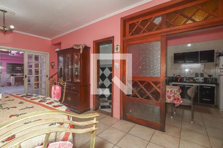 Sala de Jantar de casa para alugar com 4 quartos, 250m² em Navegantes, Porto Alegre