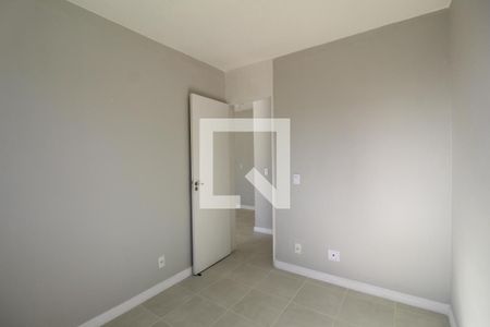 Quarto 1 de apartamento para alugar com 2 quartos, 48m² em Jacarepaguá, Rio de Janeiro
