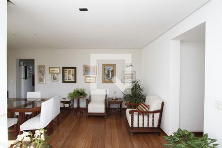 Sala de apartamento à venda com 3 quartos, 107m² em Coracao de Jesus, Belo Horizonte