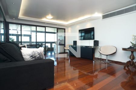 Sala de apartamento à venda com 4 quartos, 330m² em Barra da Tijuca, Rio de Janeiro