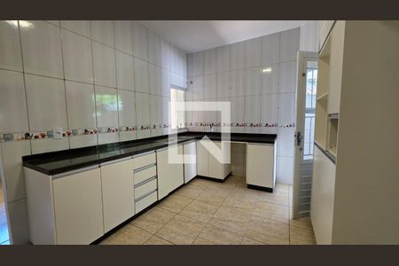 Casa à venda com 2 quartos, 180m² em Jardim Imperial, Lagoa Santa