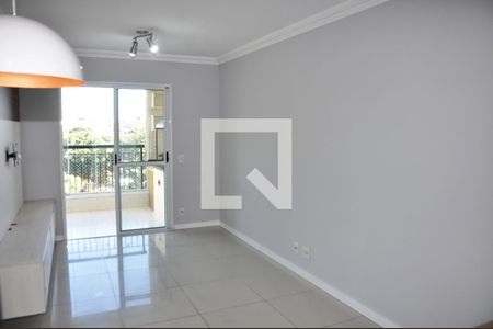 Detalhe - Sala e Sala de Jantar de apartamento para alugar com 3 quartos, 82m² em Vila Cruz das Almas, São Paulo