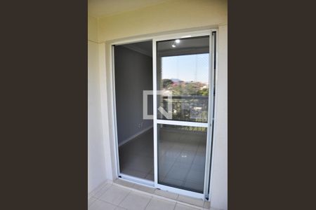 Detalhe - Varanda da Sala e Sala de Jantar de apartamento para alugar com 3 quartos, 82m² em Vila Cruz das Almas, São Paulo