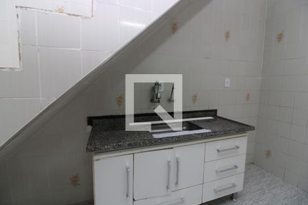 Cozinha de casa para alugar com 2 quartos, 70m² em Vila Ré, São Paulo