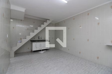 Cozinha de casa para alugar com 2 quartos, 70m² em Vila Ré, São Paulo