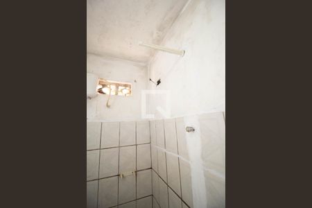 Casa 1 - Banheiro de casa para alugar com 5 quartos, 90m² em Vila Ramos, São Paulo