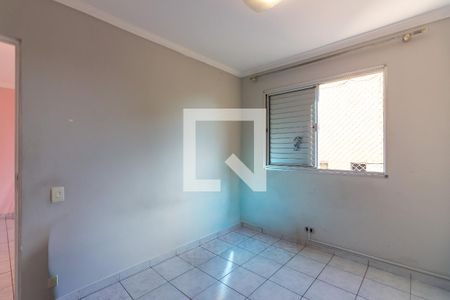 Quarto 2 de apartamento para alugar com 2 quartos, 45m² em Ayrosa, Osasco