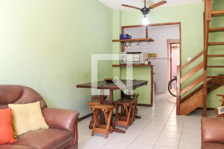Casa de Condomínio para alugar com 2 quartos, 70m² em Ogiva, Cabo Frio