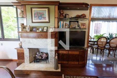 Sala de apartamento à venda com 3 quartos, 137m² em Petrópolis, Porto Alegre