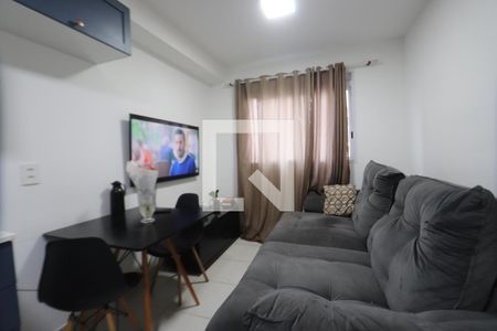 Sala de apartamento para alugar com 2 quartos, 34m² em Parque Sao Rafael, São Paulo