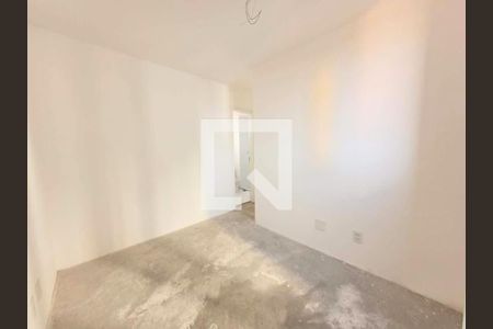 Quarto de apartamento à venda com 2 quartos, 49m² em Parque Jaçatuba, Santo André