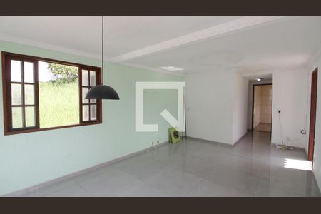 Sala 1 de casa de condomínio para alugar com 3 quartos, 100m² em Jacaré, Cabo Frio