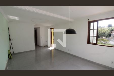 Sala 1 de casa de condomínio para alugar com 3 quartos, 100m² em Jacaré, Cabo Frio