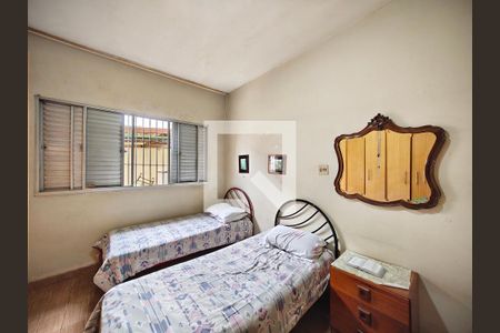 Quarto 1  de casa à venda com 3 quartos, 320m² em Vila Constança, São Paulo