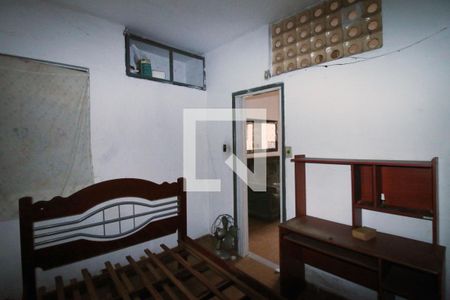 Quarto 1 de casa para alugar com 2 quartos, 80m² em Cordovil, Rio de Janeiro